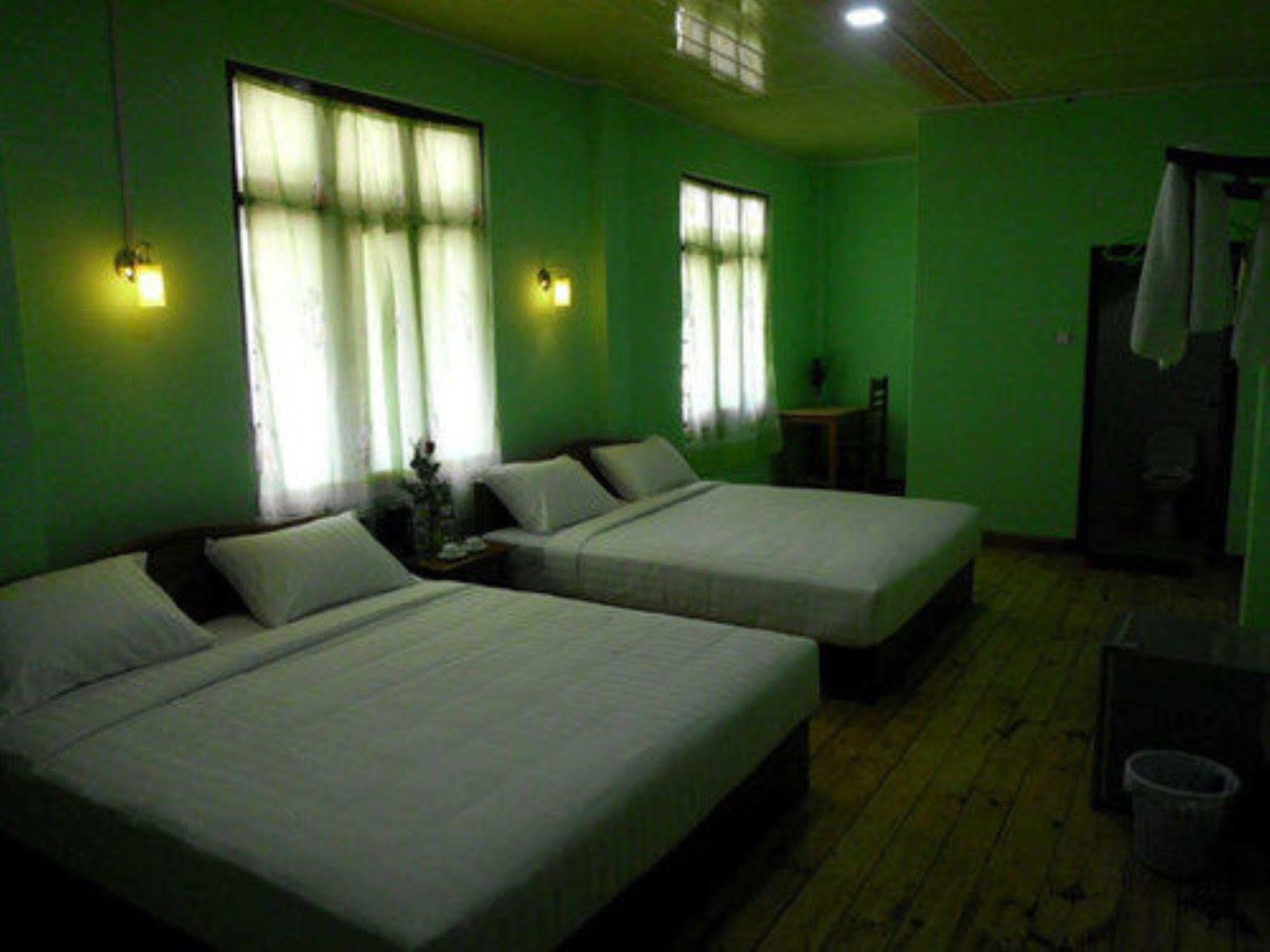 Railroad Hotel Kalaw Exterior foto