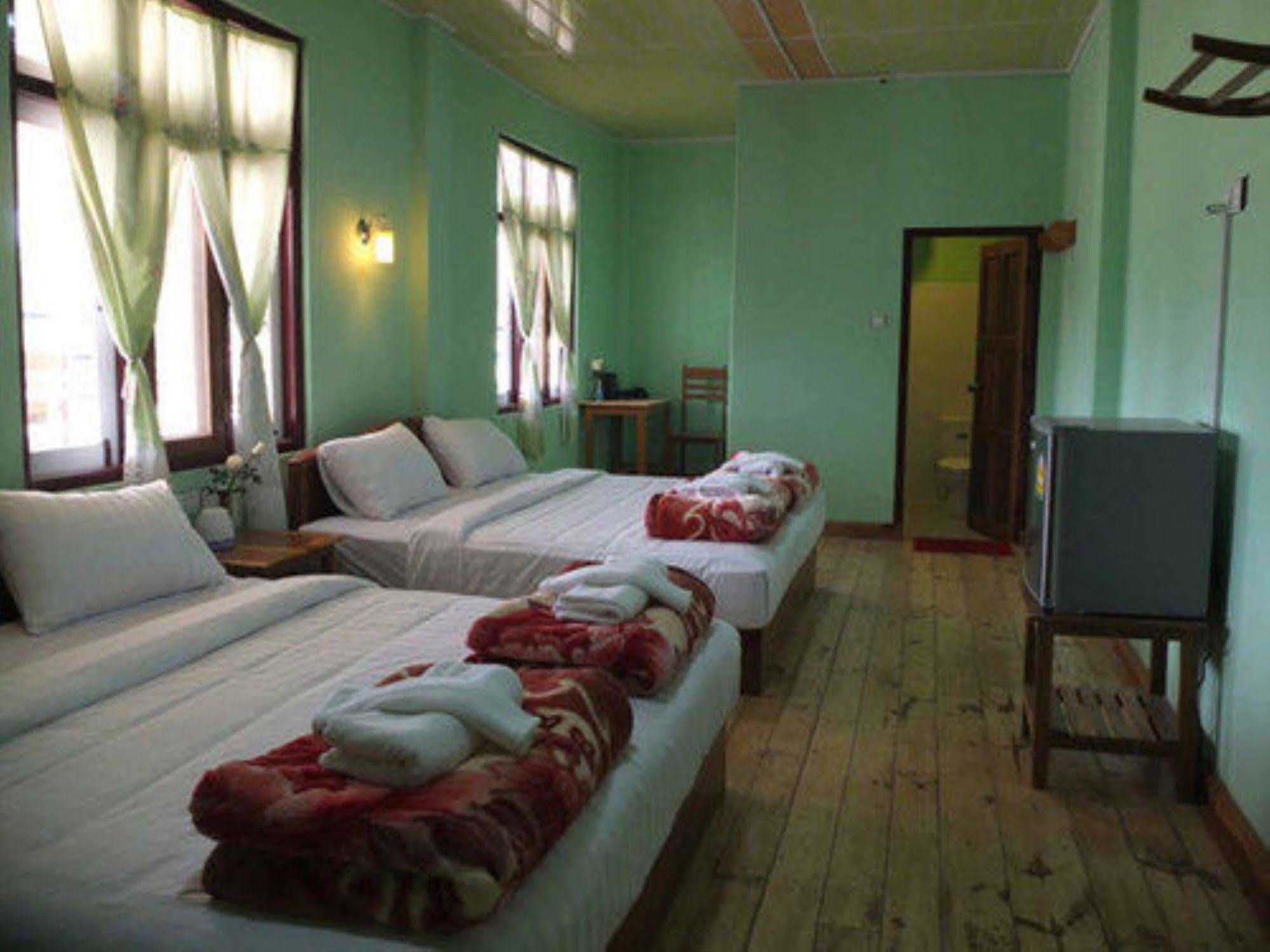 Railroad Hotel Kalaw Exterior foto